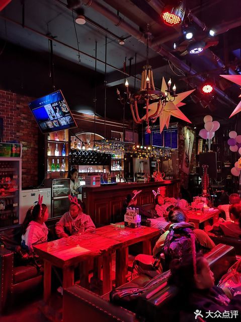 six酒吧(台儿庄古城分店