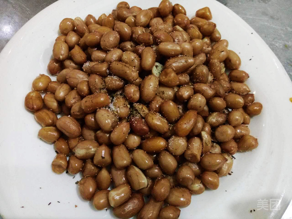 油炸花生米图片