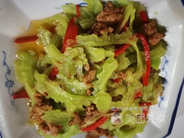 苦瓜肉片盖饭图片