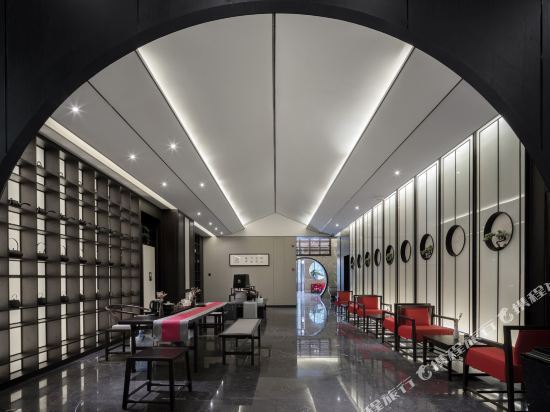 郑州陌上轻奢酒店