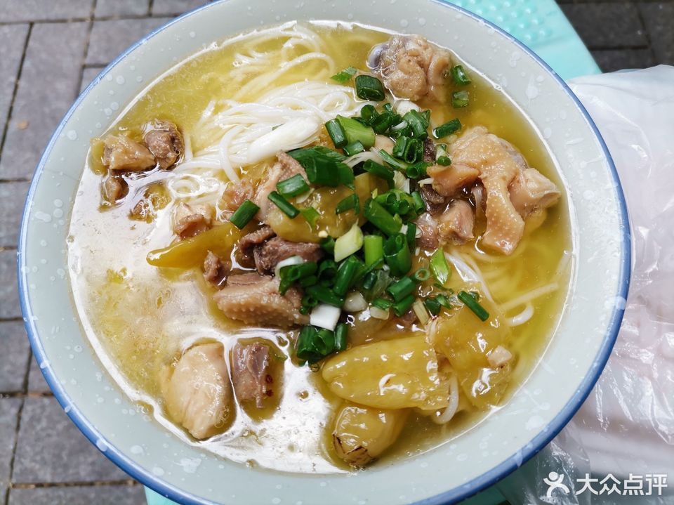 杨氏土鸡米线北碚店