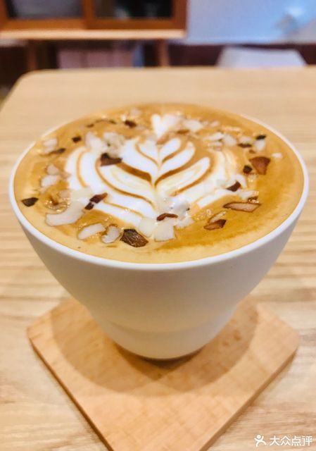 椰奶拿铁图片