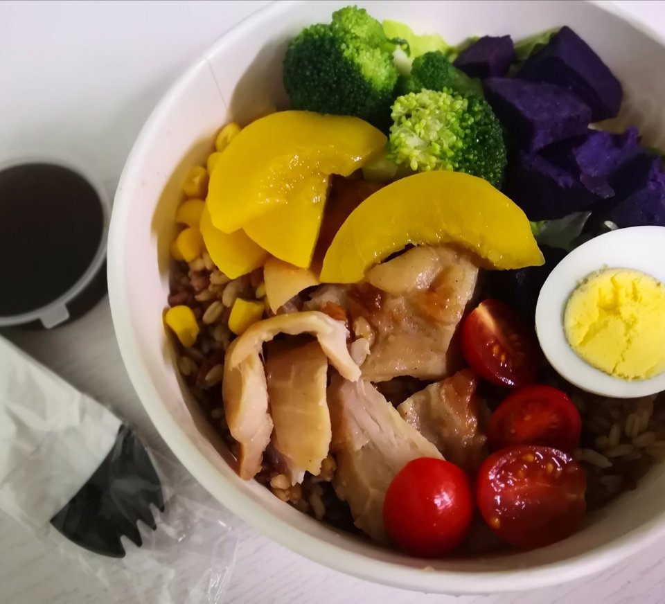 【yaso沙拉(银泰店)】yaso沙拉(银泰店)电话_yaso沙拉(银泰店)怎么样