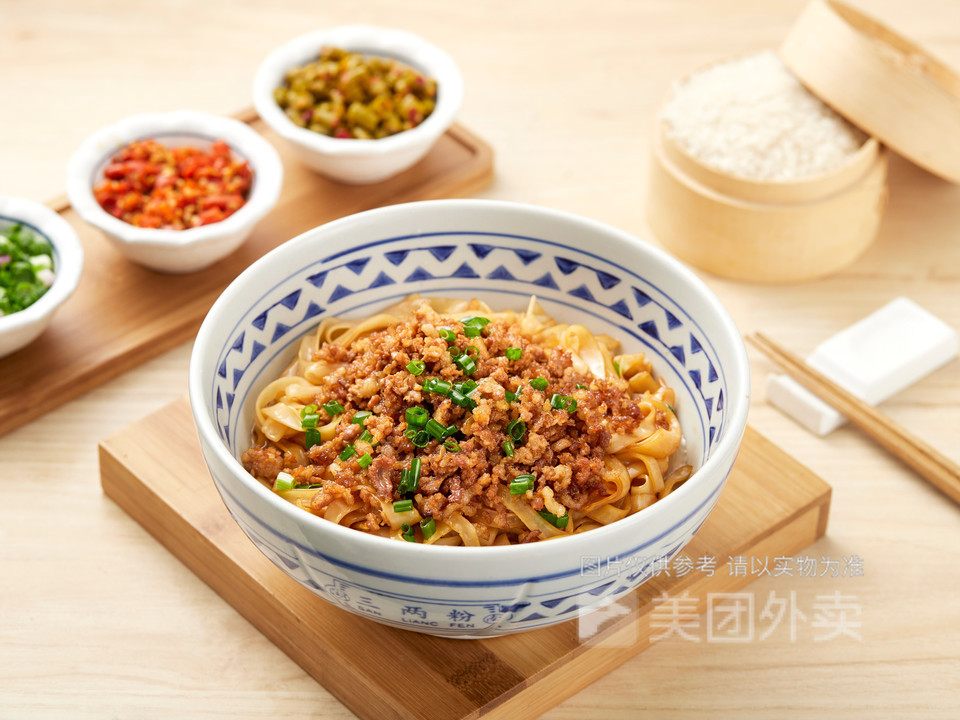 三两粉湖南手工米粉印象城店