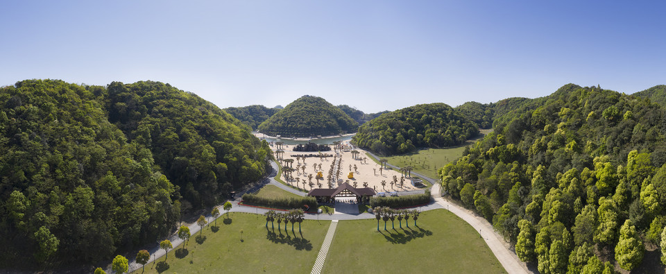 在哪,在哪里,在哪儿):杭州市余杭区闲林街道电话:空谷长滩水公园东门