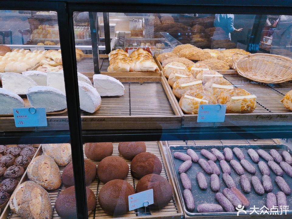 可颂坊乐淘里店