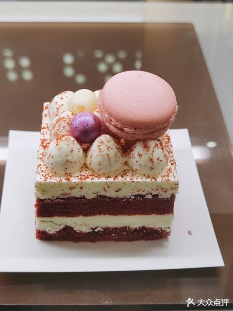 红丝绒蛋糕图片