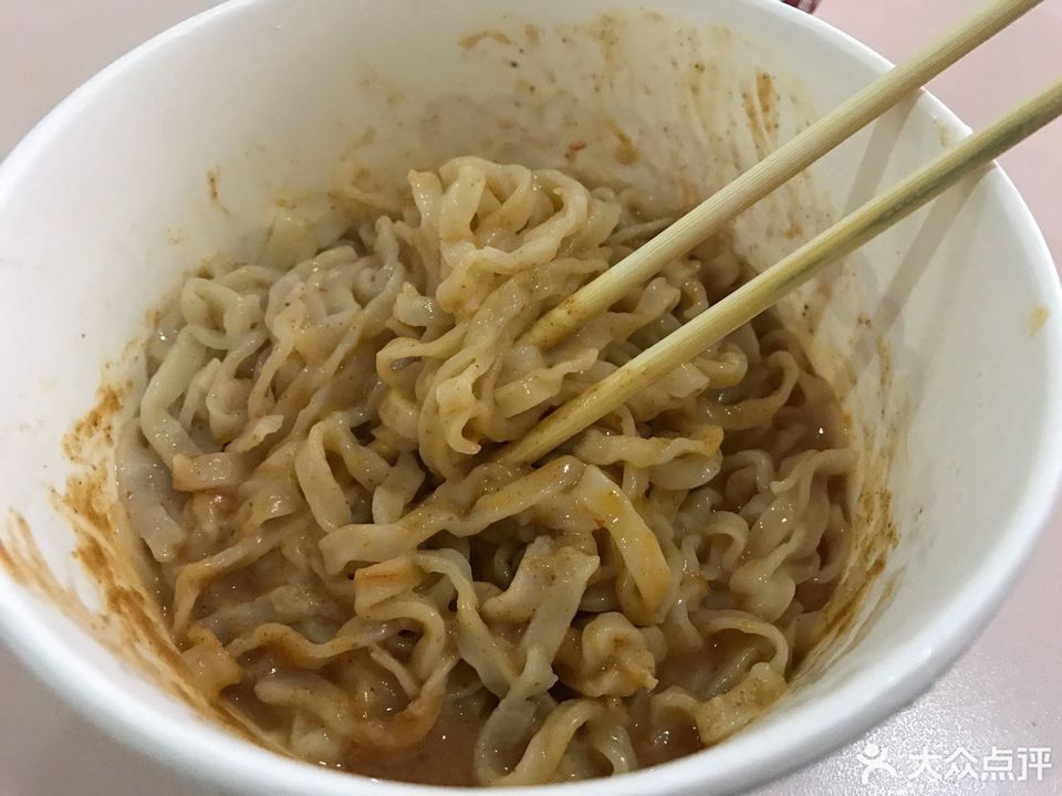 扁食推薦菜:妙香扁食位於廈門市思明區半屏山路1310號