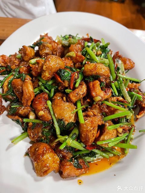 辣炒鸡脚筋图片
