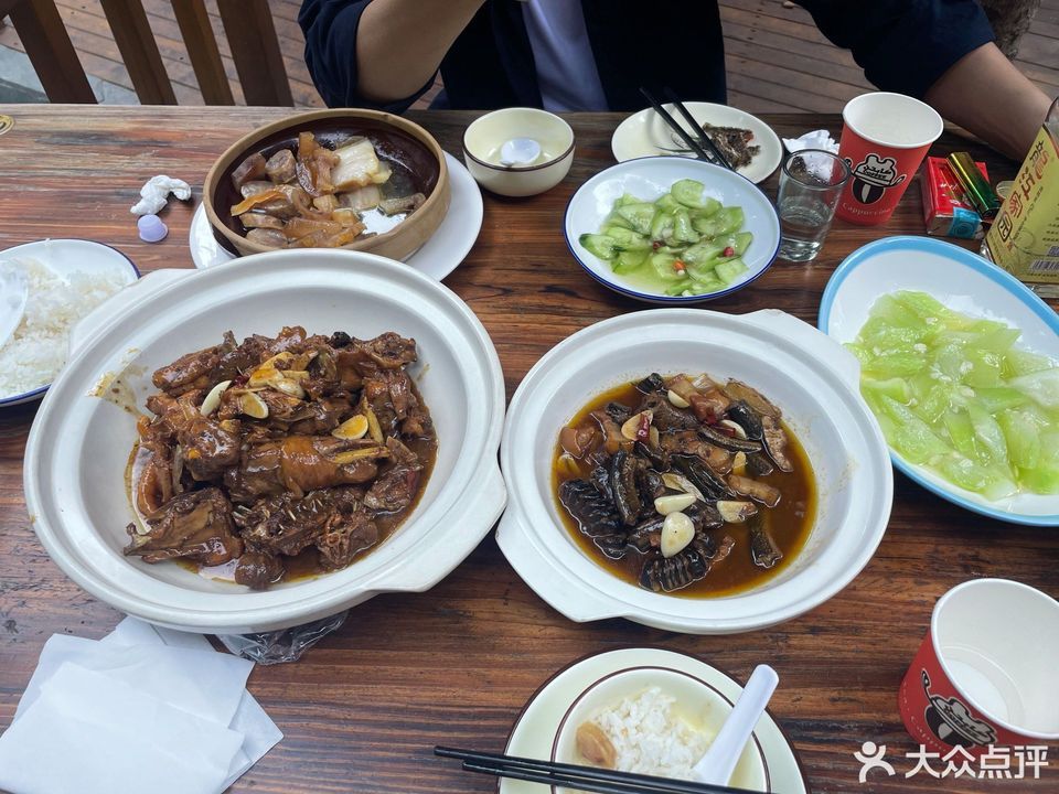 合肥市 餐饮服务 餐馆 枇杷山庄标签 推荐菜:分类:餐馆;餐饮;徽菜