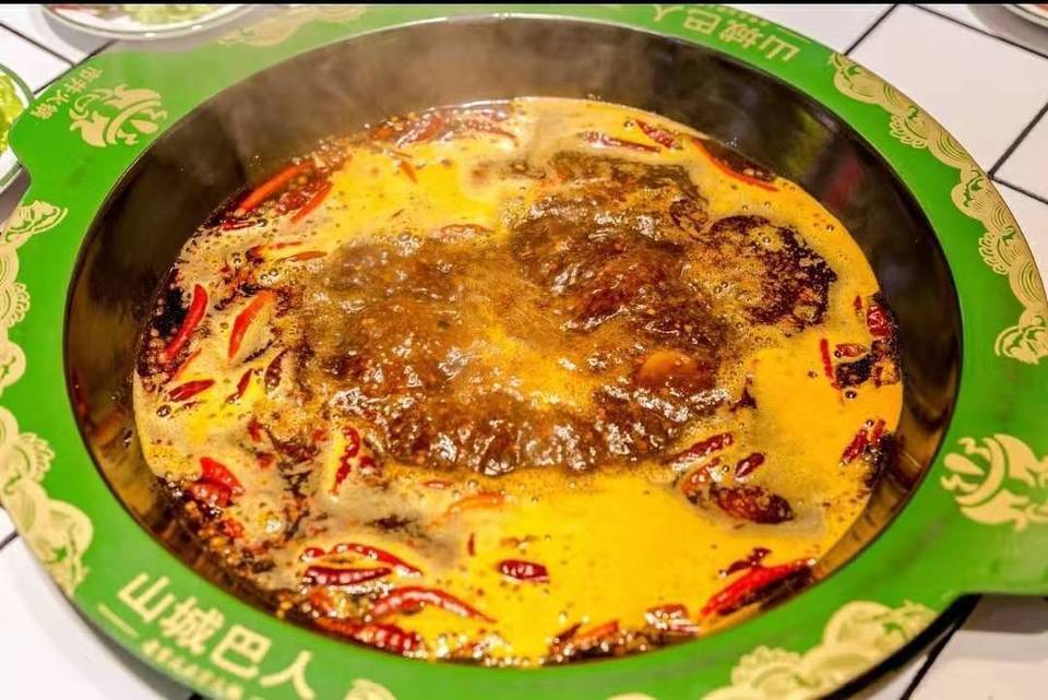 花江施记带皮狗肉牛肉火锅