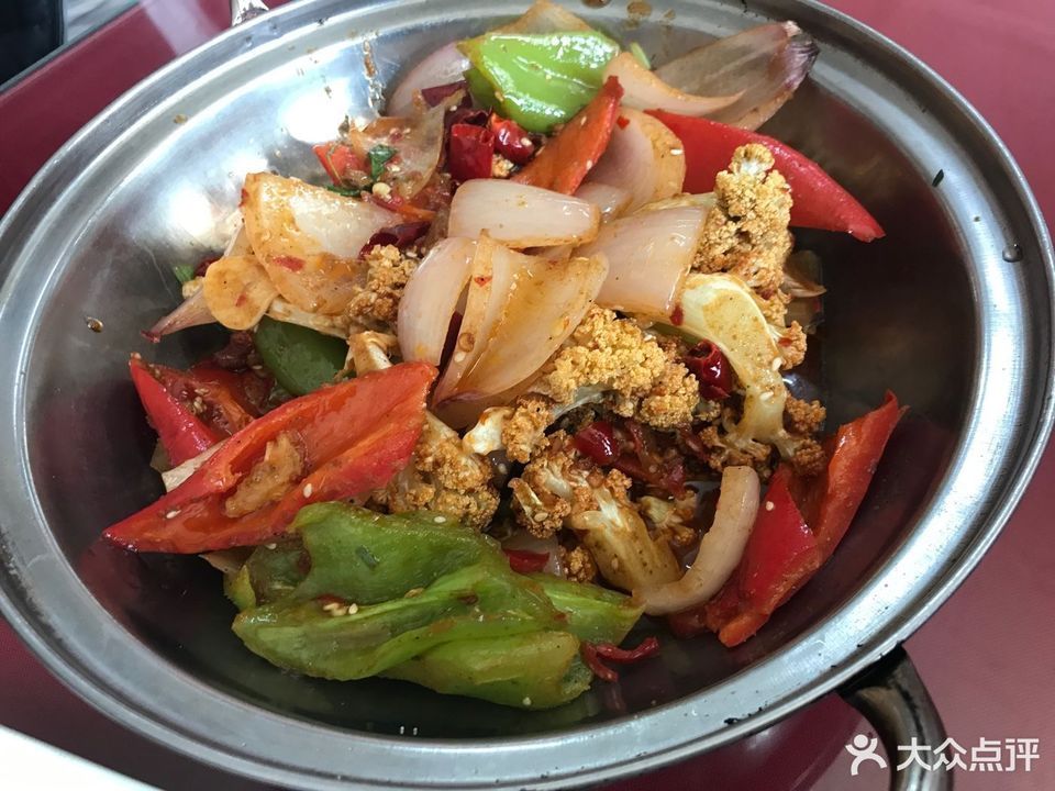 干锅花菜饭店 t01ecec9c1fa90cb8d6.jpg