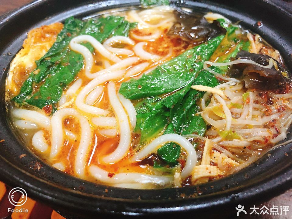 权记砂锅米线中山旗舰店