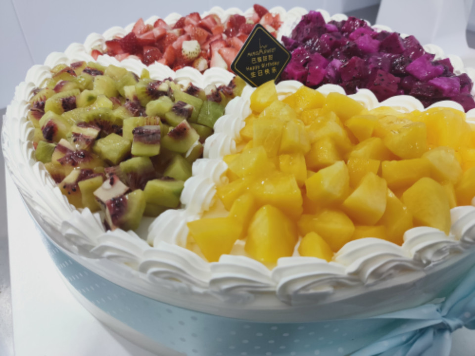 榴莲千层蛋糕推荐菜:巴黎甜甜生日蛋糕(峨眉山店)位于乐山市峨眉山市