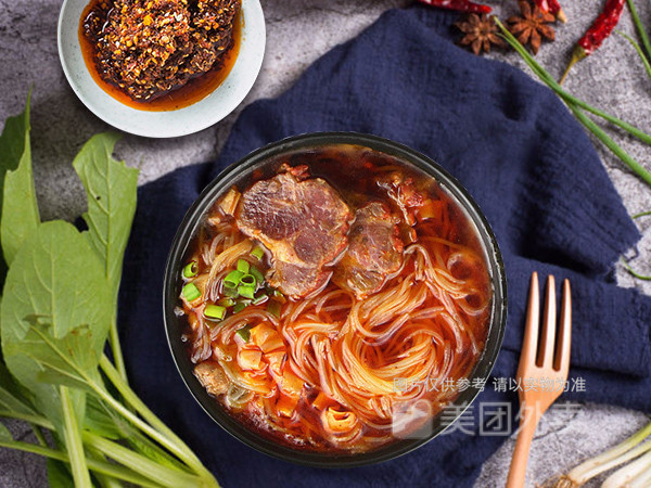 拆骨肉粉丝汤图片