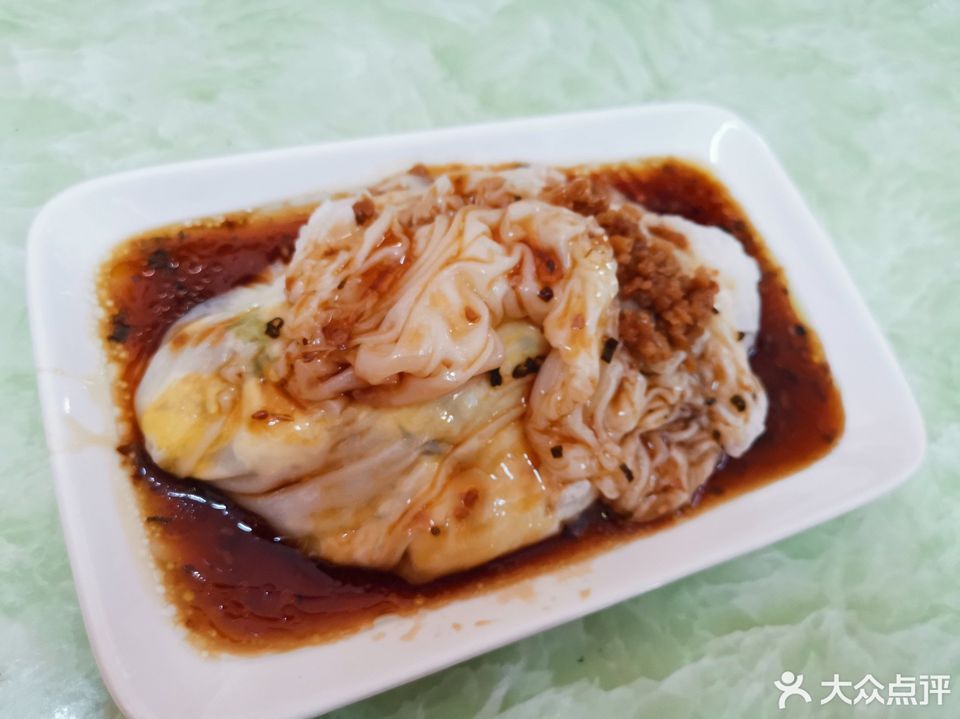 猪肉鸡蛋肠粉图片