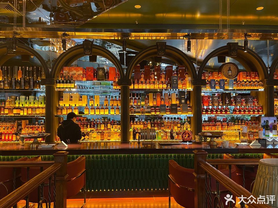 绅阁会威士忌雪茄俱乐部金融城店