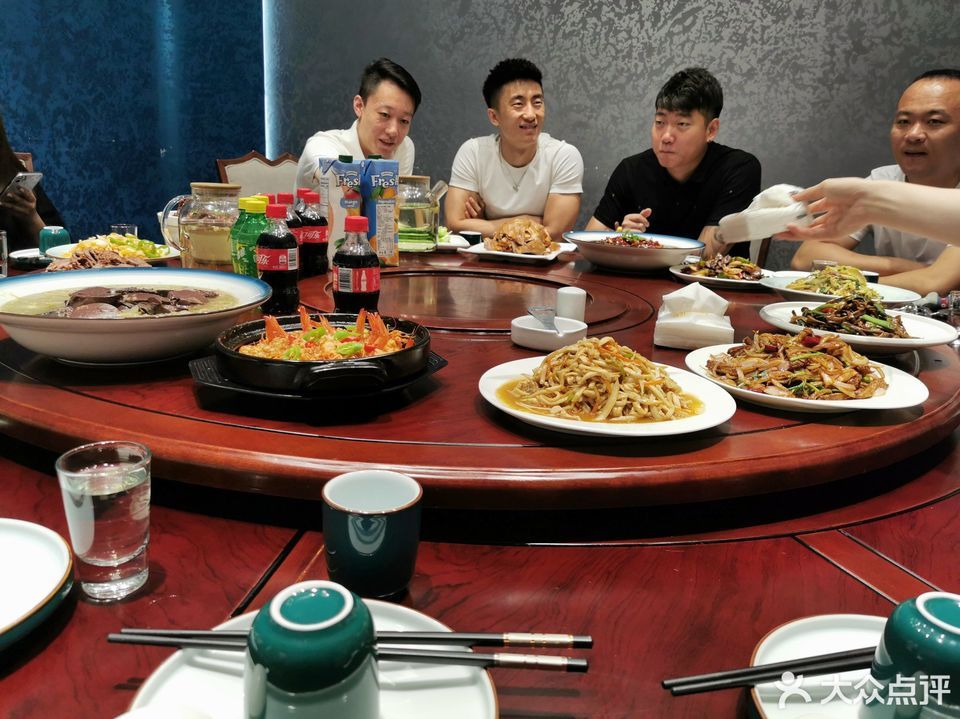 玺宴传统鲁菜位于大庆市萨尔图区经六街382号 标签:鲁菜餐馆餐饮中餐