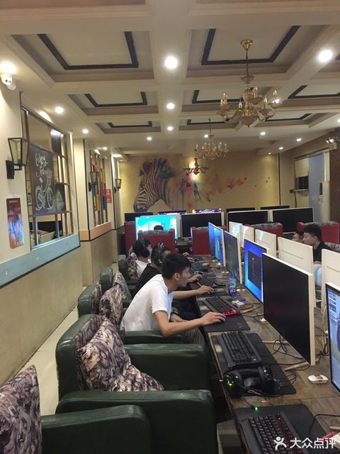 兴城网吧(香榭美邻三期西)