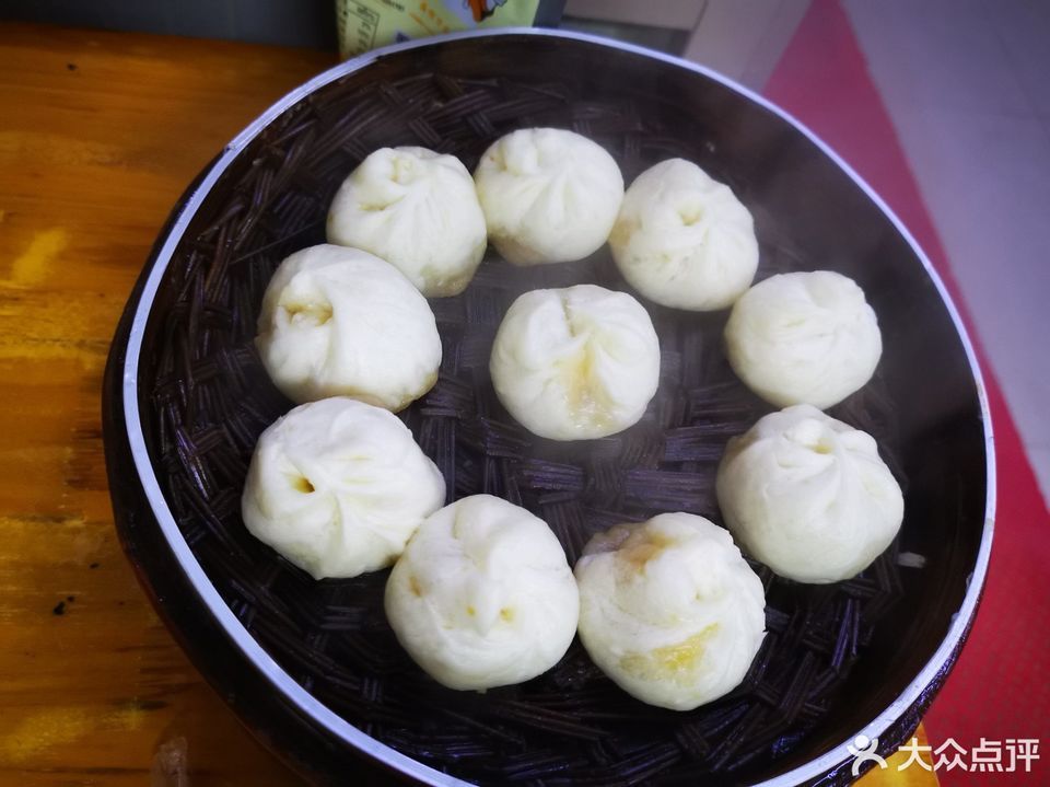 扬州特色小笼包