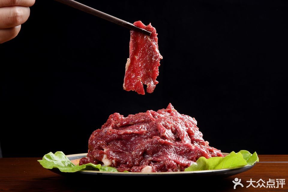 现切牛肉图片