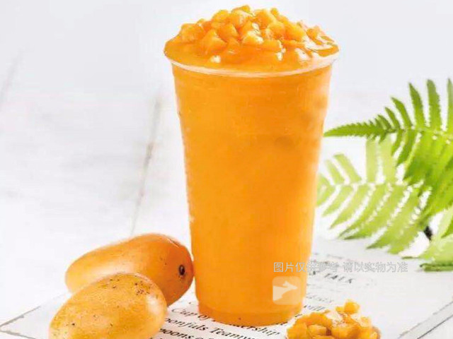 现榨芒果汁图片