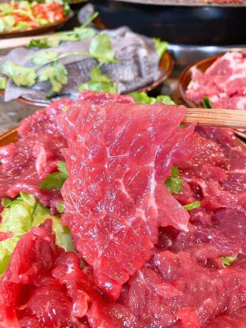 鲜切小黄牛肉图片