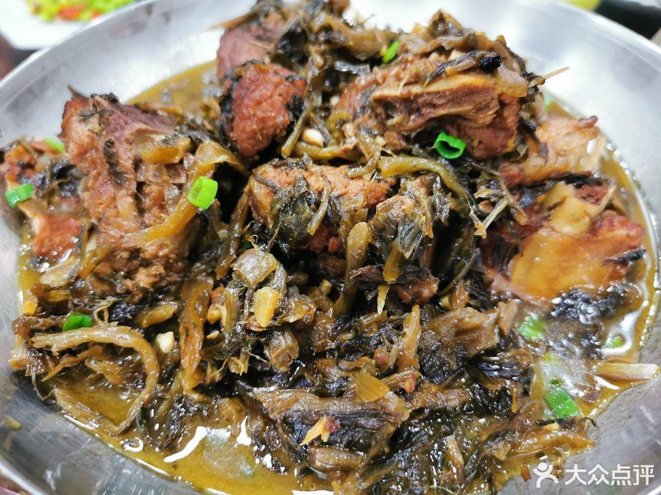 咸菜烧排骨图片