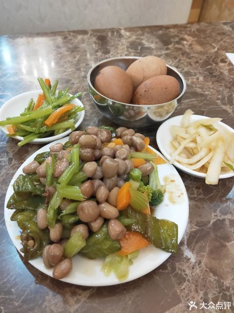 郭楞蒙古自治州库尔勒市开发大道推荐菜:手工面小菜分类:餐饮;快餐;粉