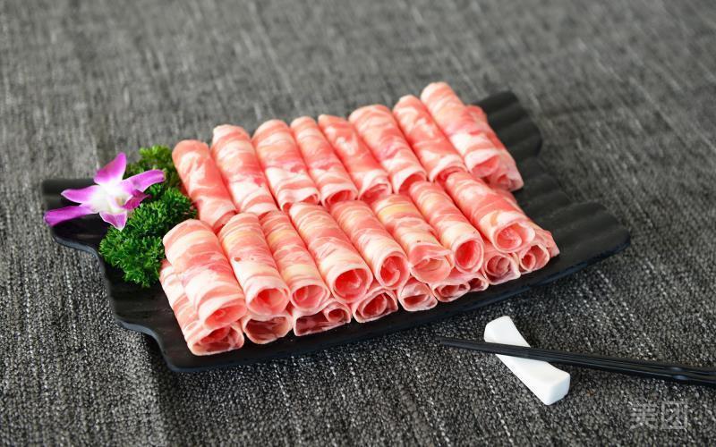 锡盟草原羔羊肉图片