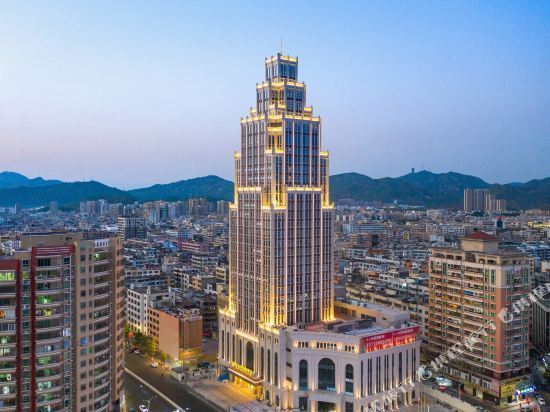 在哪,在哪里,在哪儿):汕尾市海丰县g324(深汕大道)维也纳国际酒店