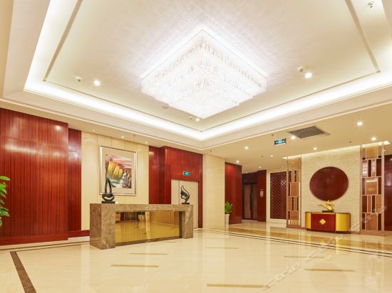 莱西华玺大酒店