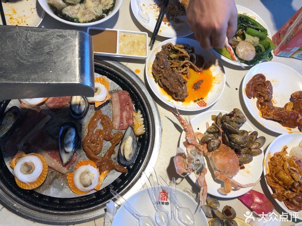 汉釜宫海鲜自助烤肉图片