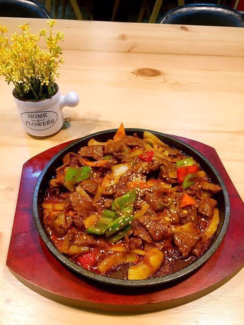 铁板烤牛肉图片