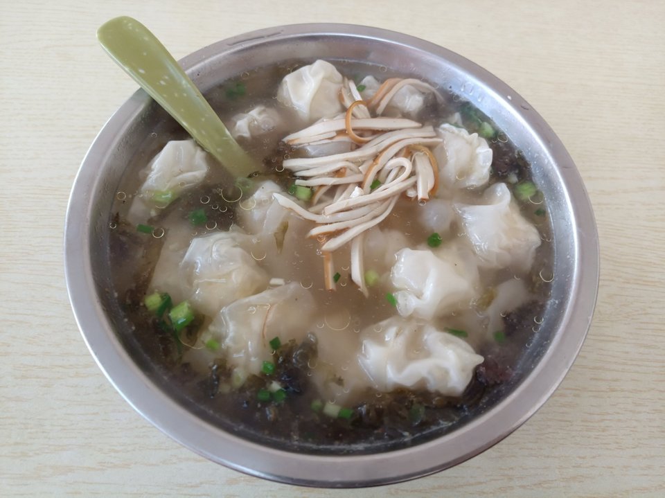 小董骨湯餛飩小董鍋貼店