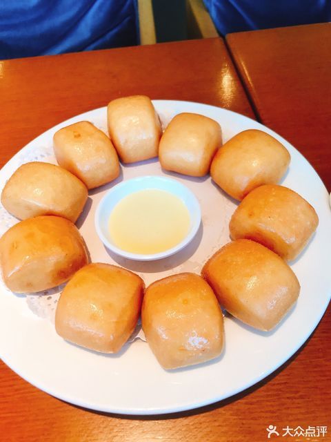 炼乳金馒头图片