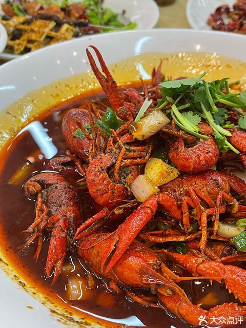 栋梁怪味十三香小龙虾图片