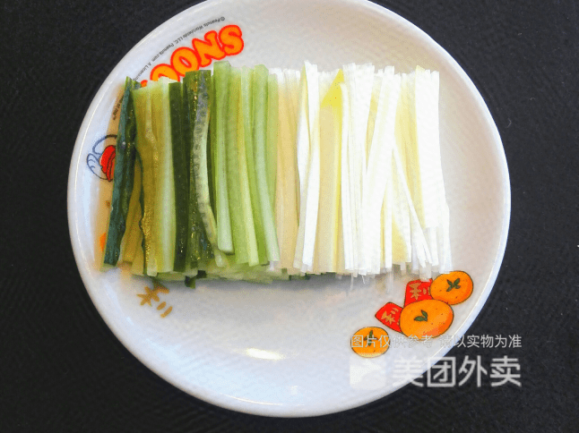 葱丝配黄瓜图片