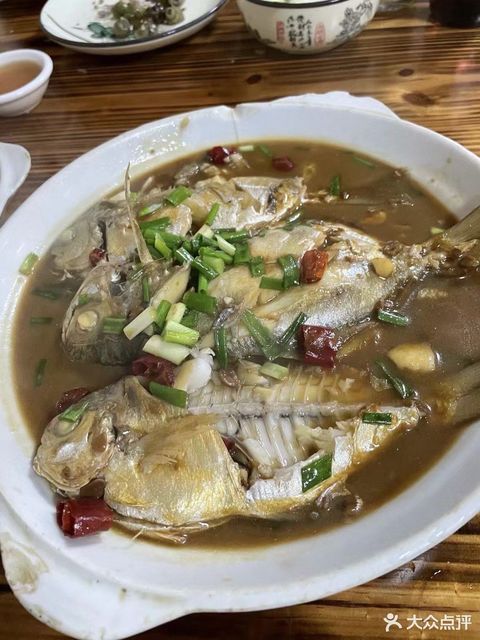 皇家小炒位于台州市温岭市星光中路 标签:餐饮家常菜餐馆中餐