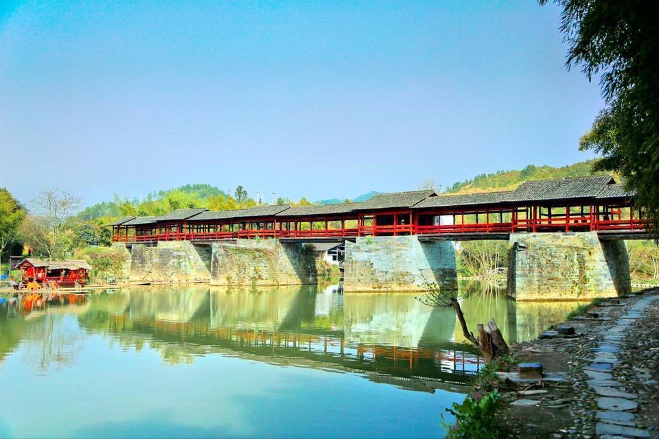 中华詹氏大宗祠