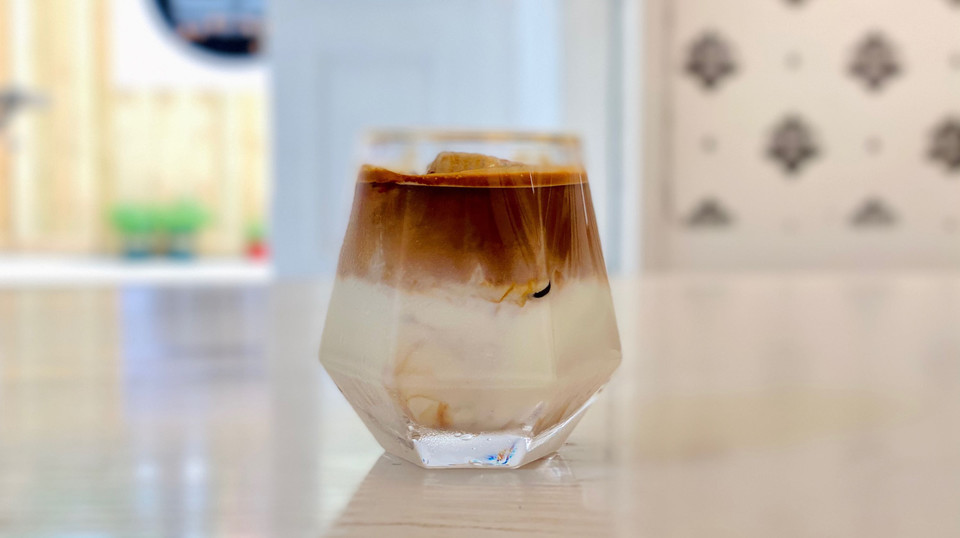 招牌冰博克拿铁图片