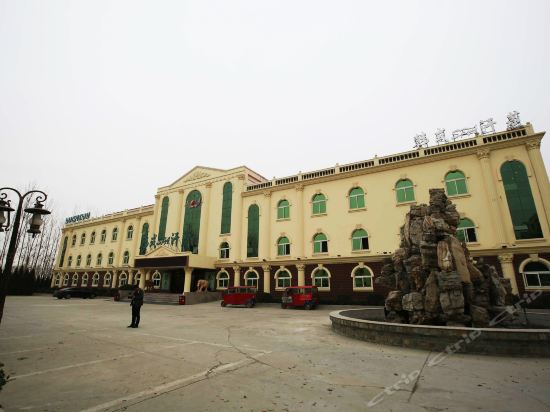 安新浅水湾宾馆