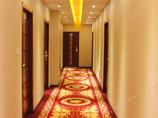 西宁市 住宿服务 酒店 > 西宁豪杰商务酒店标签: 推荐菜: 分类:星级