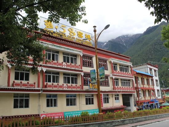 怎么去,怎么走,在哪,在哪里,在哪儿):林芝市波密县茂名路12号腾飞宾馆