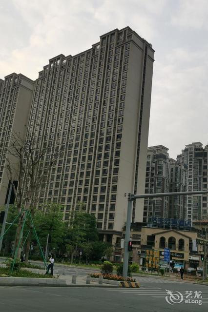 佛山顺德龙江奥园广场