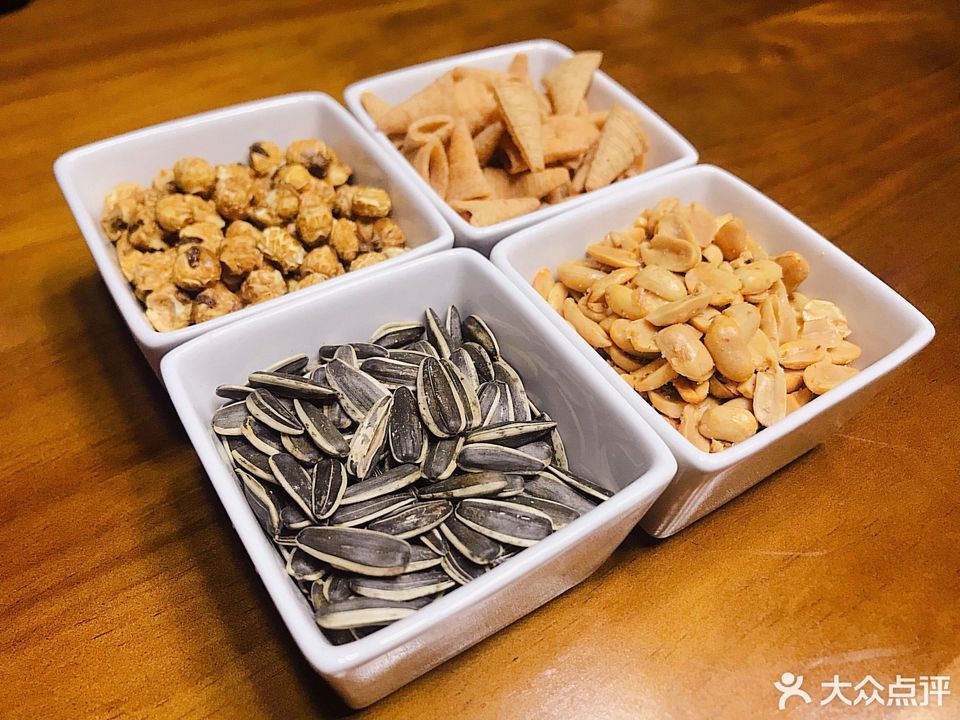 小吃拼盘