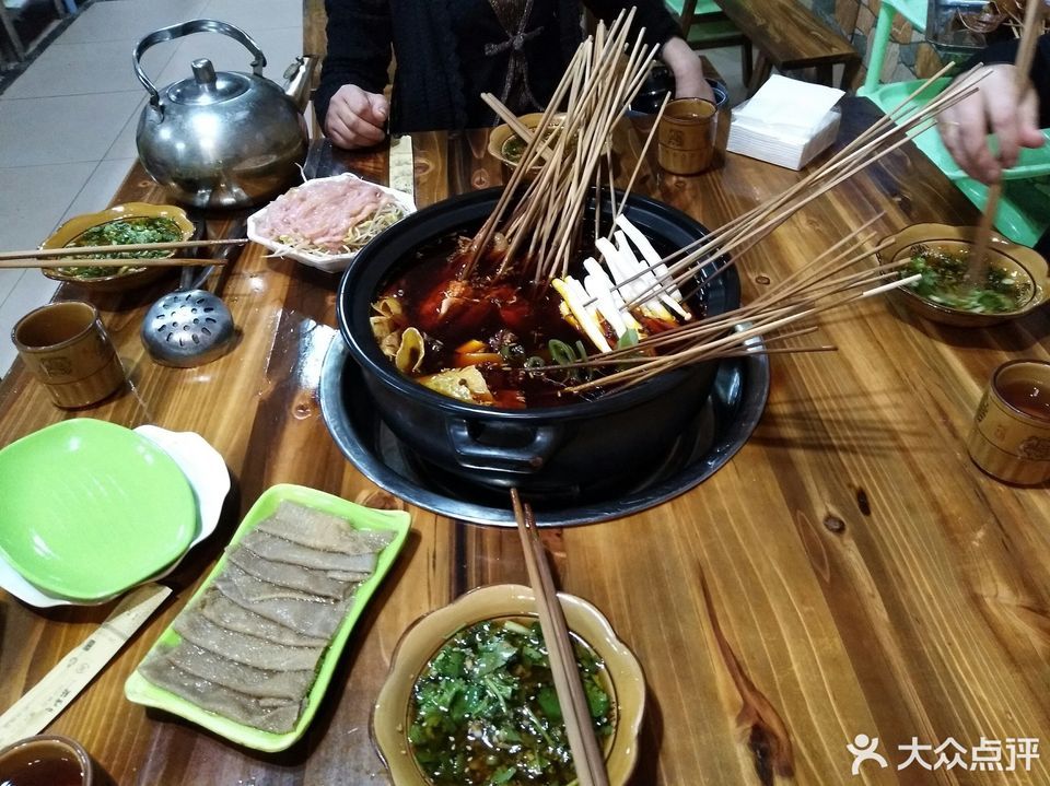 查看老板凳砂锅串串香_360地图搜索结果列表