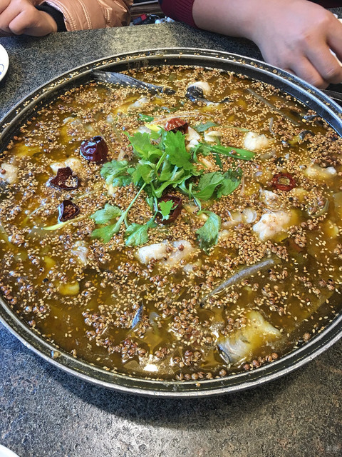 大河宴鱼馆清真北京路店