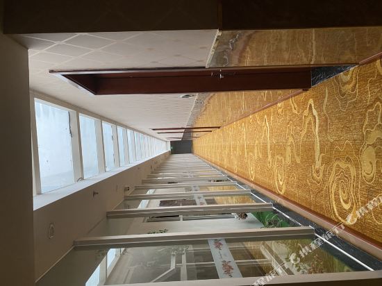 润悦丰酒店(霞梧店)