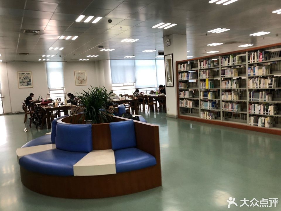 浙江财经学院图书馆图片